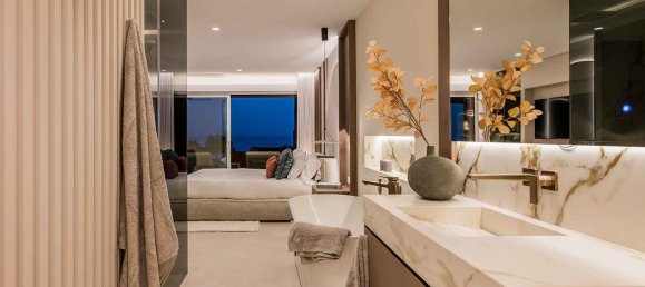 4 bedrooms Apartment in Estepona, Spain No. 166793 25