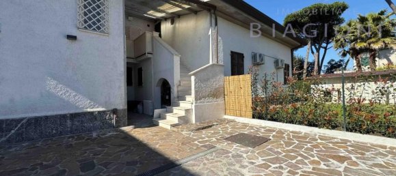 6غرفة فيلا في Forte dei Marmi, Italy رقم 60240 14
