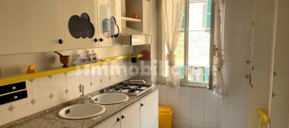 3 bedrooms Apartment in Rome, Italy No. 48587 10