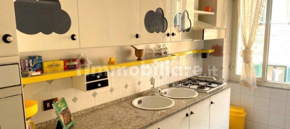 3 bedrooms Apartment in Rome, Italy No. 48587 11