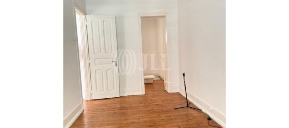 3 Schlafzimmer Wohnung in Lisbon, Portugal, Nr. 348575 2