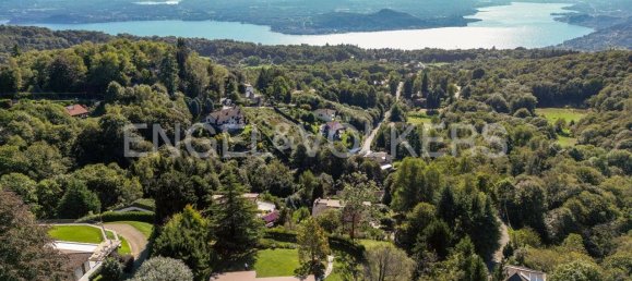 Villa de 4 dormitorios en Nebbiuno, Italy No. 130284 4