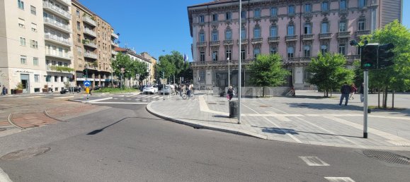 3-Zimmer Gewerbliche Immobilie in Milan, Italy, Nr. 311309 17