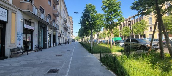 3-Zimmer Gewerbliche Immobilie in Milan, Italy, Nr. 311309 11