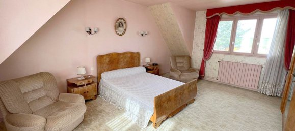 5 bedrooms House in Chaumont-en-Vexin, France No. 66767 11