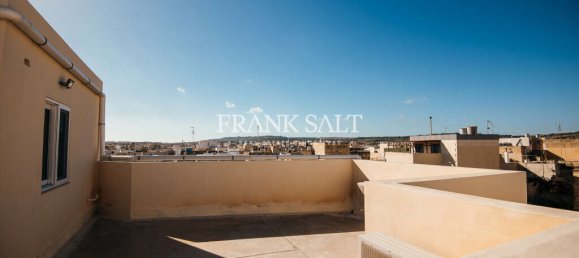 4 bedrooms Maisonette in Zebbug, Malta No. 4067 16