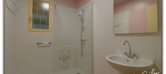 2 chambres Maison de ville à Châteaumeillant, France No. 210437 20