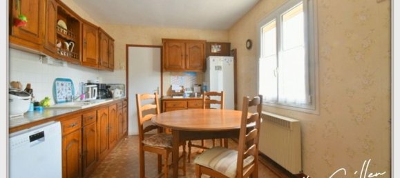 2 chambres Maison de ville à Châteaumeillant, France No. 210437 4