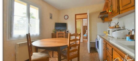 2 chambres Maison de ville à Châteaumeillant, France No. 210437 5