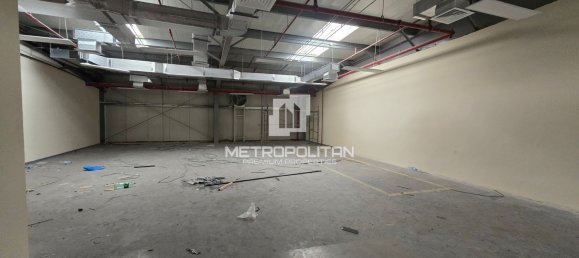 410.6m² Warehouse in Nadd Al Hammar, UAE No. 42727 8