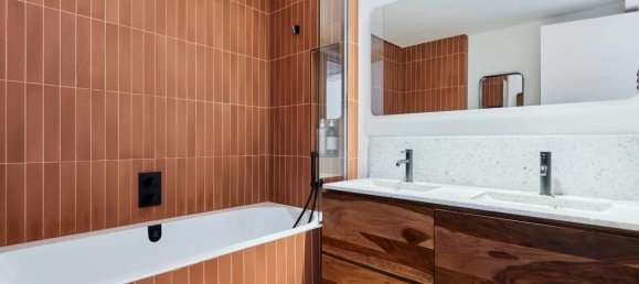 4 bedrooms Apartment in Paris, France No. 347302 16