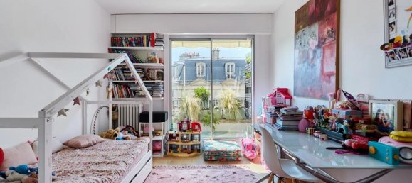 4 bedrooms Apartment in Paris, France No. 347302 7