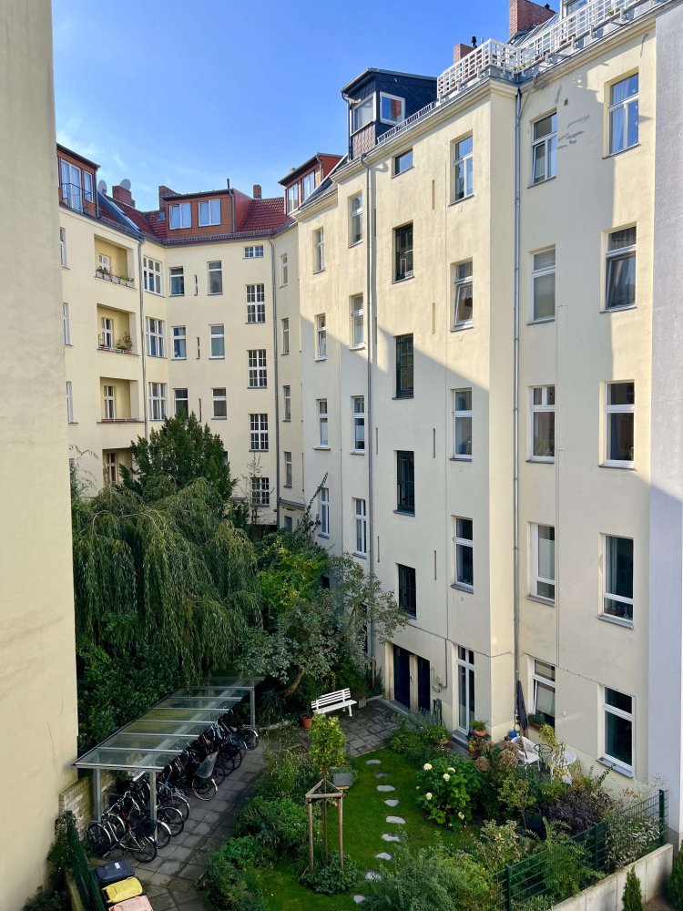 Квартира с 3 комнатами в Вильмерсдорф, Германия № 37272