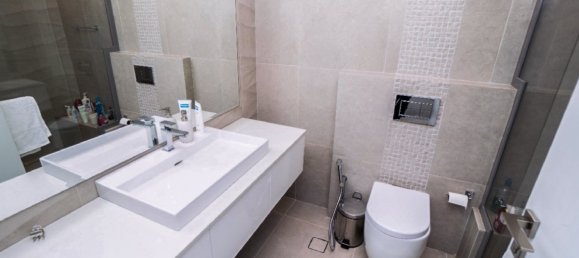 7 bedrooms Villa in Emirates Hills, UAE No. 12213 11