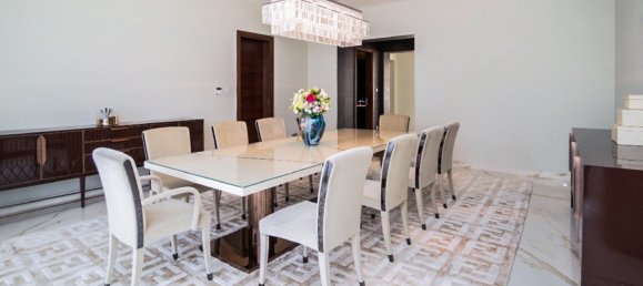 7 bedrooms Villa in Emirates Hills, UAE No. 12213 6