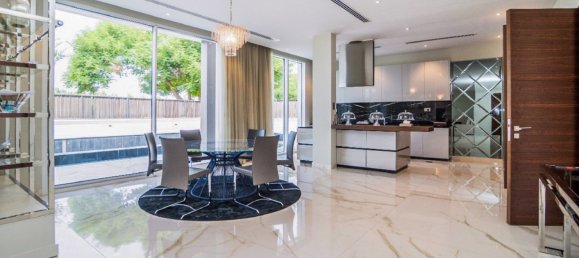 7 bedrooms Villa in Emirates Hills, UAE No. 12213 22