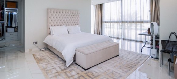 7 bedrooms Villa in Emirates Hills, UAE No. 12213 8