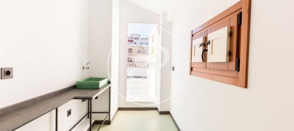 9 bedrooms Apartment in Valencia, Spain No. 114244 32