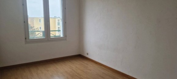 1 bedroom Apartment in Montigny-le-Bretonneux, France No. 141298 6