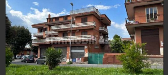 Apartamento T4 em Rome, Italy N.º 9641 3