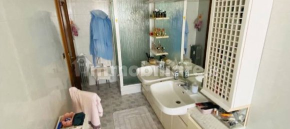 Apartamento de 3 dormitorios en Turin, Italy No. 345596 8