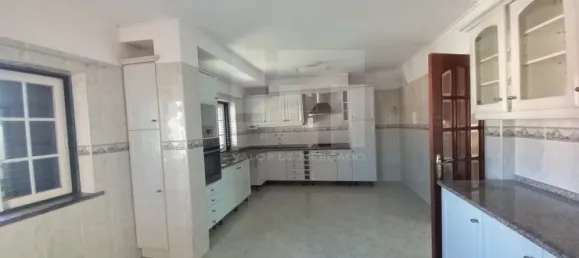 Casa T3 em Almada, Portugal N.º 174936 9