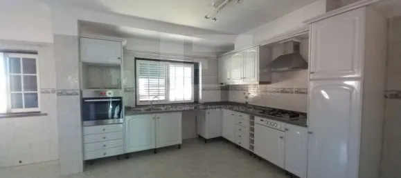 Casa T3 em Almada, Portugal N.º 174936 8