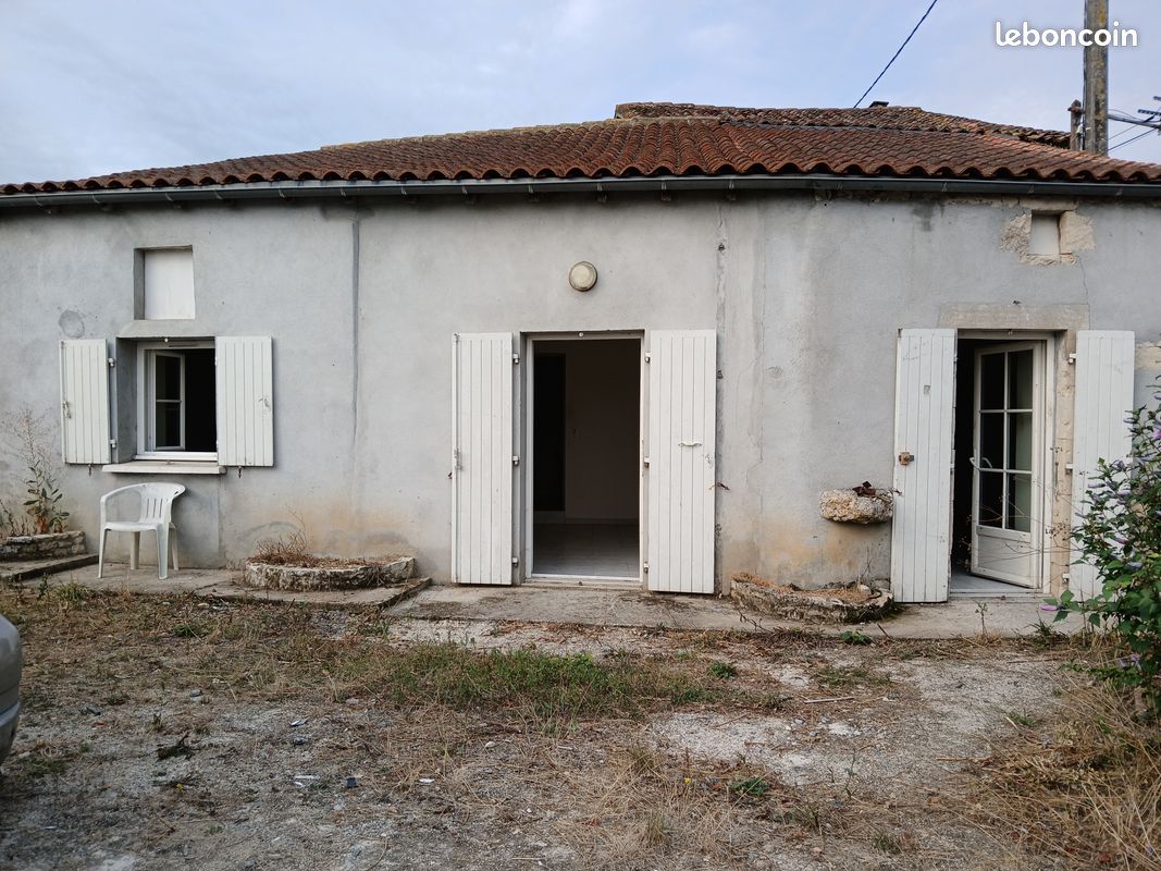 2 Schlafzimmer Haus in Charente, France, Nr. 318812