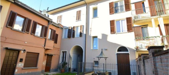 Edifício em San Colombano al Lambro, Italy 367 m² N.º 9679 78