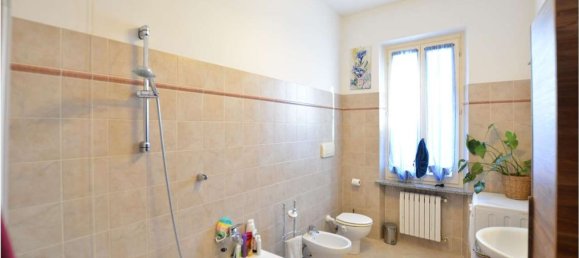 Edifício em San Colombano al Lambro, Italy 367 m² N.º 9679 17