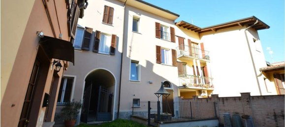 Edifício em San Colombano al Lambro, Italy 367 m² N.º 9679 92