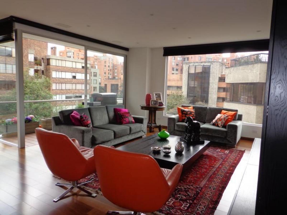 3 bedrooms House in Bogota, Colombia No. 14804