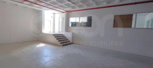 Armazém em Loures, Portugal 4830 m² N.º 85307 2