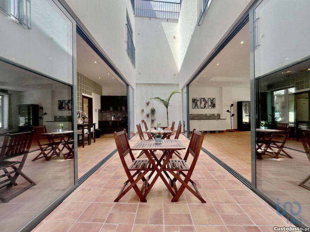 Дом с 6 спальнями в Лагуш, Португалия № 292498