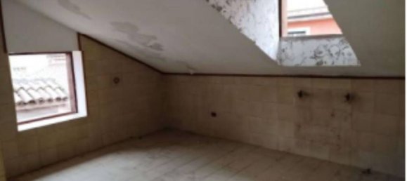 2غرفة شقة في Voghera, Italy رقم 95469 12