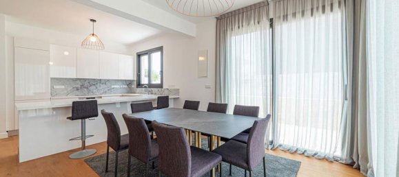 1 bedroom Apartment in Agios Tychonas, Cyprus No. 3215 11