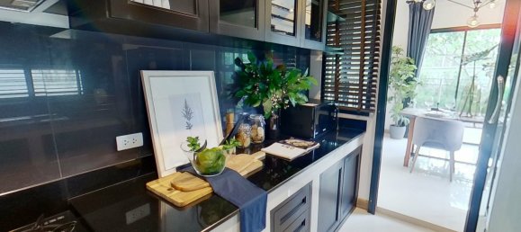 Moradia em banda T3 em Saraphi, Thailand N.º 64805 3