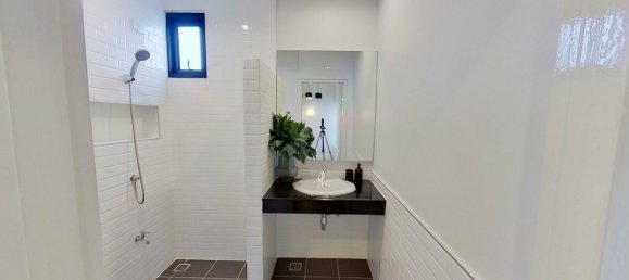 Moradia em banda T3 em Saraphi, Thailand N.º 64805 4