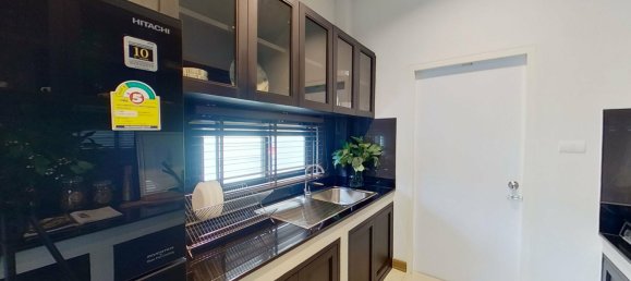 Moradia em banda T3 em Saraphi, Thailand N.º 64805 13