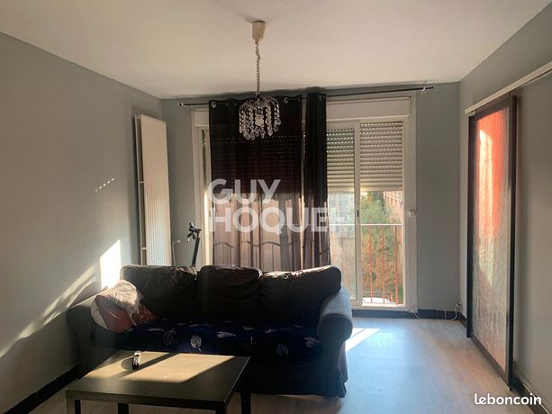 3 bedrooms Apartment in Avignon, France No. 301833