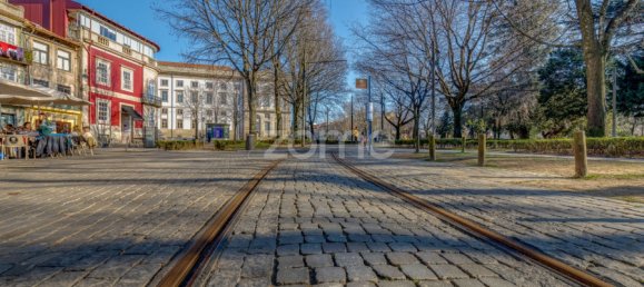 Hotel de 16 dormitorios en Porto, Portugal No. 320583 10