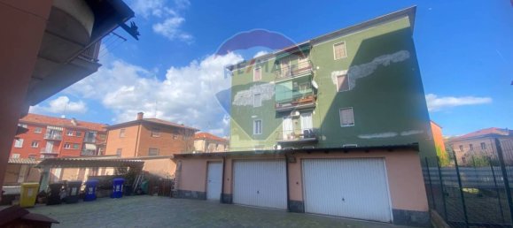 4-salle Bâtiment à Pavia, Italy No. 363194 8