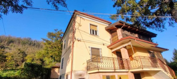 12-Zimmer Villa in Godiasco Salice Terme, Italy, Nr. 3422 6