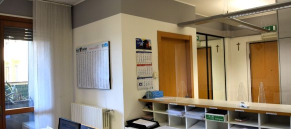 Büro in Meda, Italy 100m², Nr. 86102 7