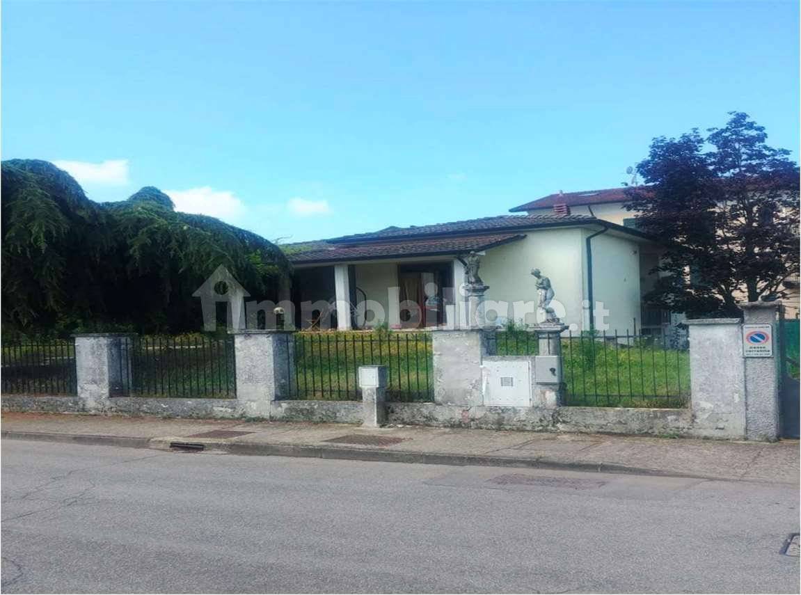 3 غرف نوم منزل في Soncino, Italy رقم 332262