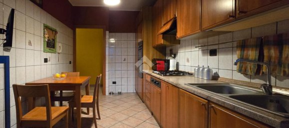 3-Zimmer Wohnung in Cinisello Balsamo, Italy, Nr. 75456 7