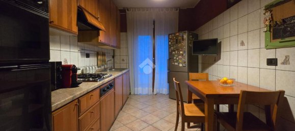 3-Zimmer Wohnung in Cinisello Balsamo, Italy, Nr. 75456 6