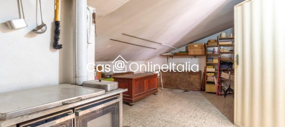 6-Zimmer Wohnung in Prato, Italy, Nr. 26726 32