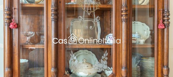 6-Zimmer Wohnung in Prato, Italy, Nr. 26726 11