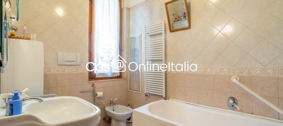 6-Zimmer Wohnung in Prato, Italy, Nr. 26726 24
